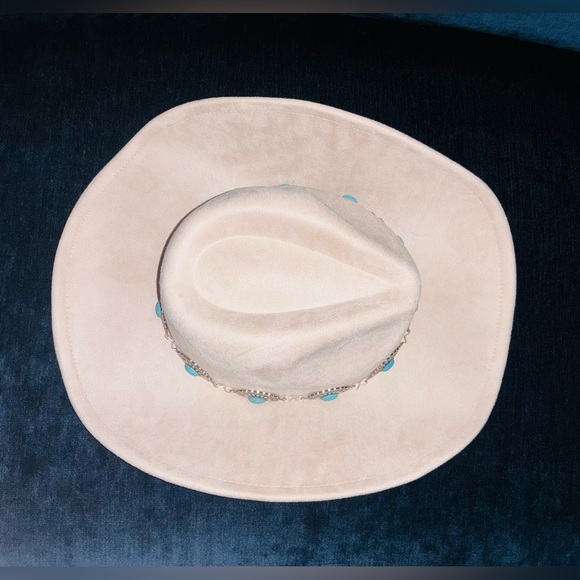 Cowboy/ Cowgirl Faux Suede Hat w/Turquoise & Silver Accents - Picture 4 of 10
